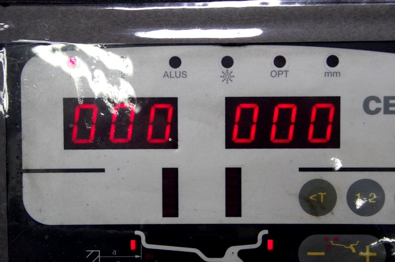 ごぶやまパート2 オールテレーン SUV オフロード